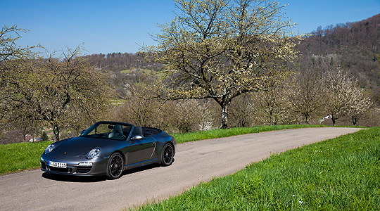 Porsche 911 Carrera Gts Cabrio Die Elfer Essenz Classic Driver