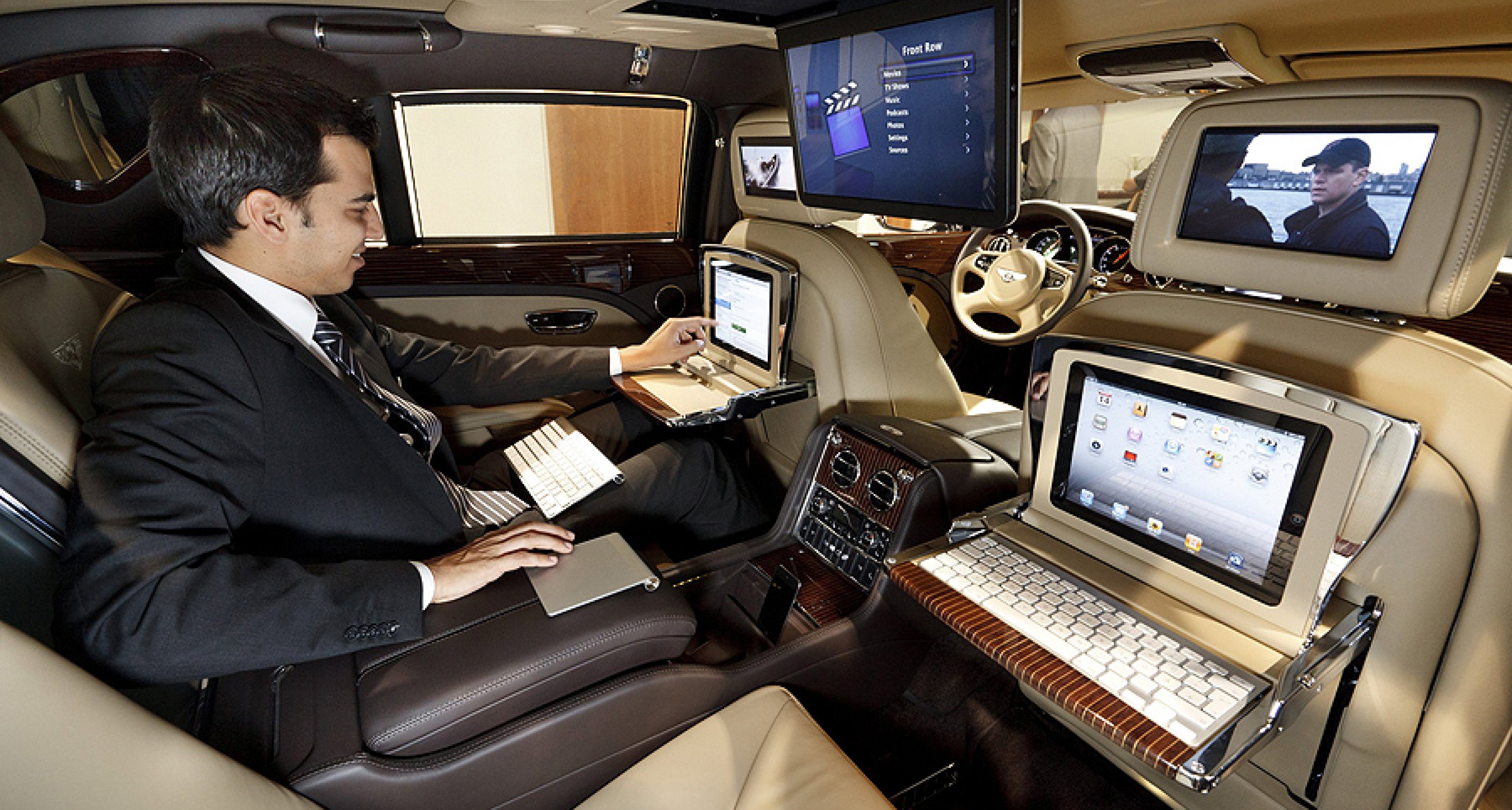 Bentley Mulsanne Executive Interior Concept: Rolling Boardroom