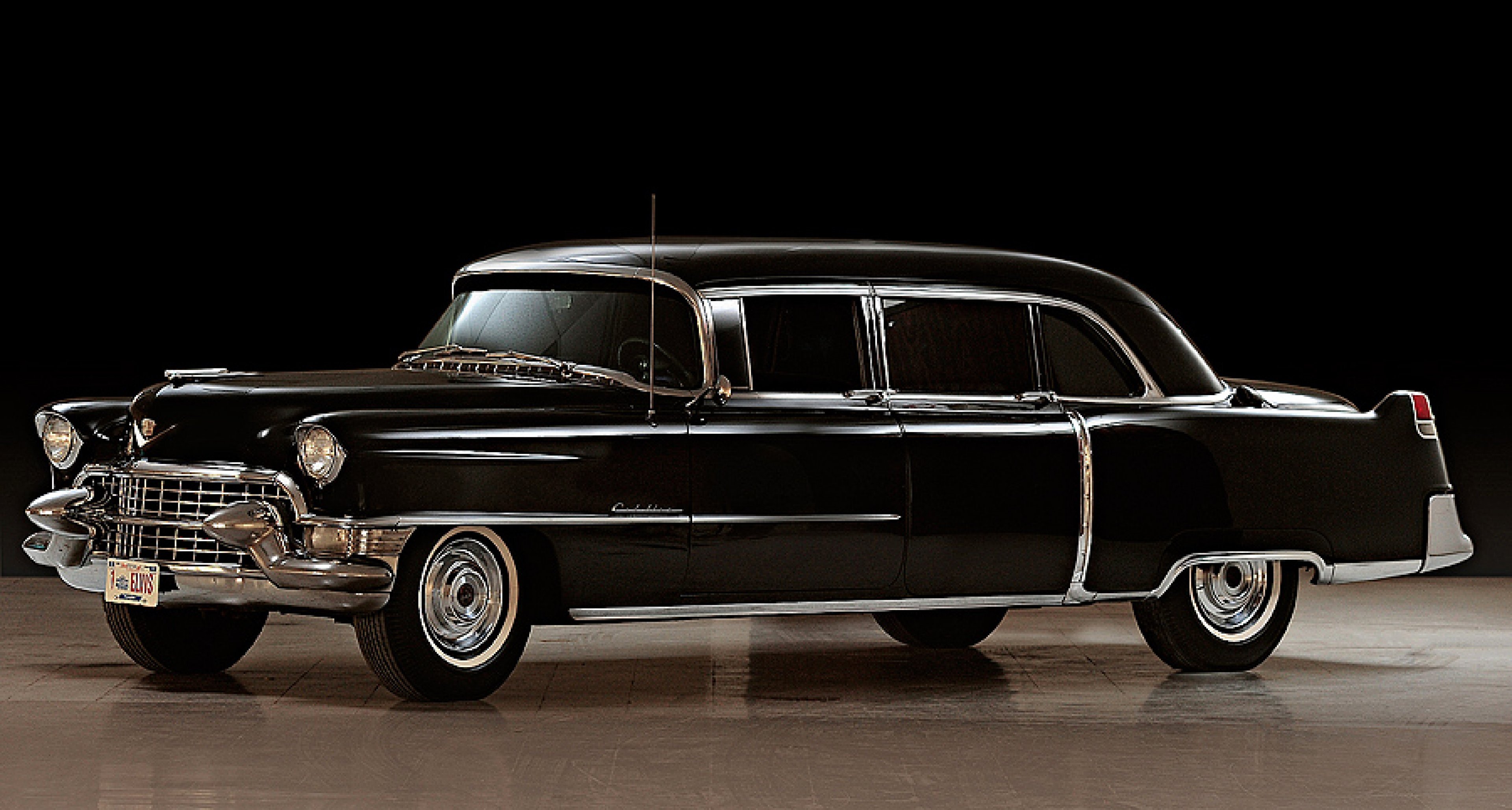 Elvis Presley's Cadillac Fleetwood 75 Limousine to be auctioned