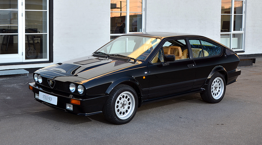 Modern Classic Alfa Romeo Gtv6 Grand Prix Classic