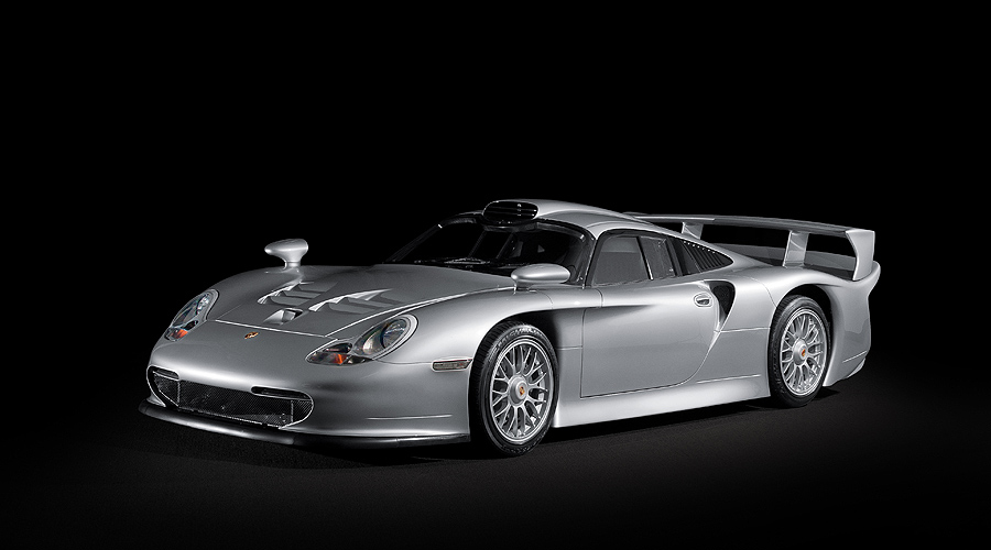 Porsche 911 GT1 'Street Version' | Classic Driver Magazine