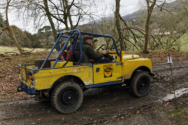 Range Rover Castle Land Rovers old and new: 50 years of off-road testing at Eastnor Castle ...
