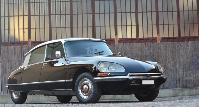 El coche de vuestros viejos - Página 3 Citroen_ds23ie_1