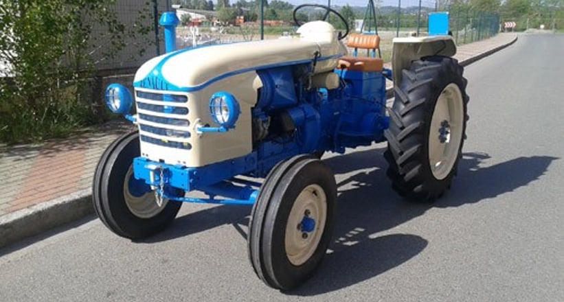 Resultado de imagem para RENAULT TRACTOR