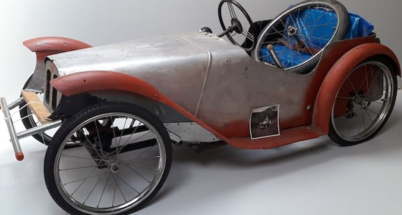 mg pedal car