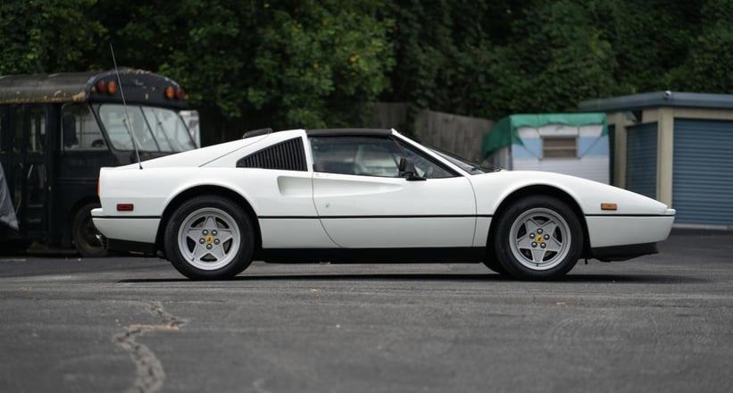 ferrari_328_gts_3_0.jpg
