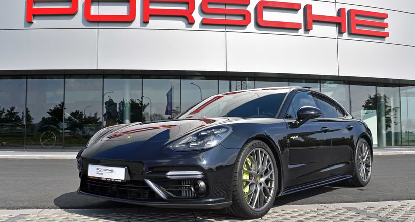 Rs Motors Porsche Centre West Vlaanderen Classic Driver