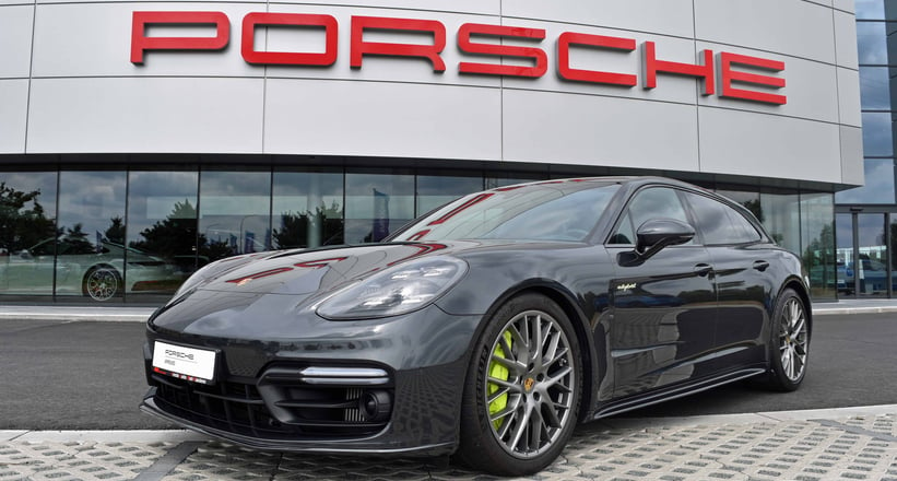 2018 Porsche Panamera Turbo S E Hybrid Sport Turismo