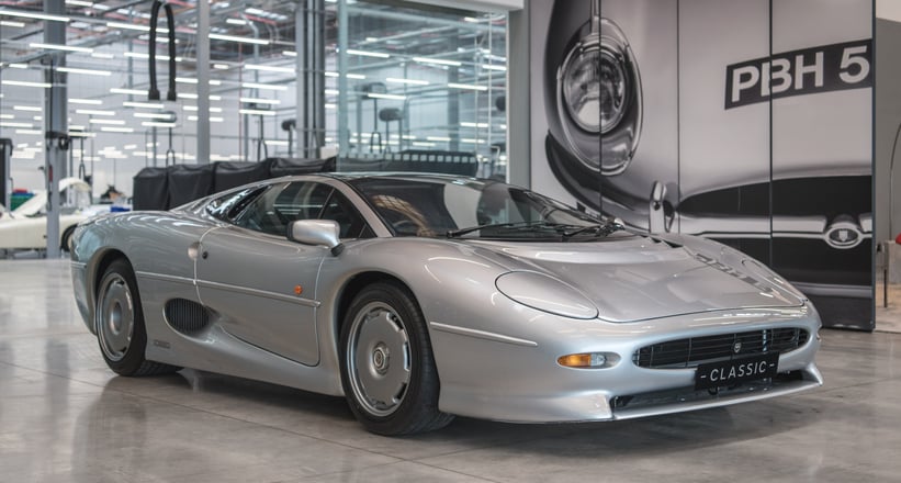 1994 Jaguar XJ220 | Classic Driver Market