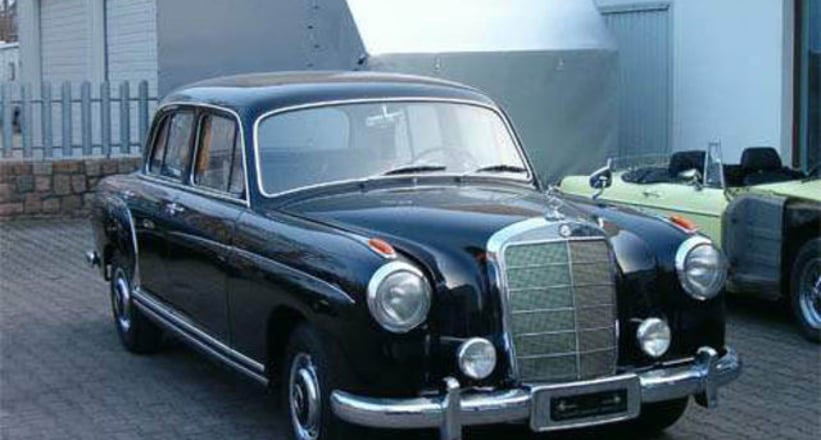 Mercedes-Benz 220 S - Mille Miglia-eligible 1956