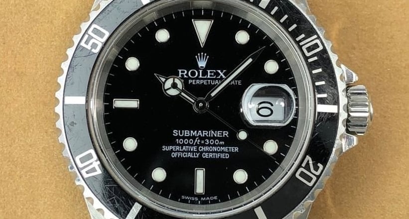 rolex submariner 2000 model