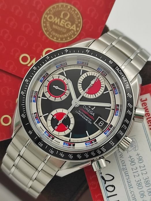 Omega speedmaster store casino dial