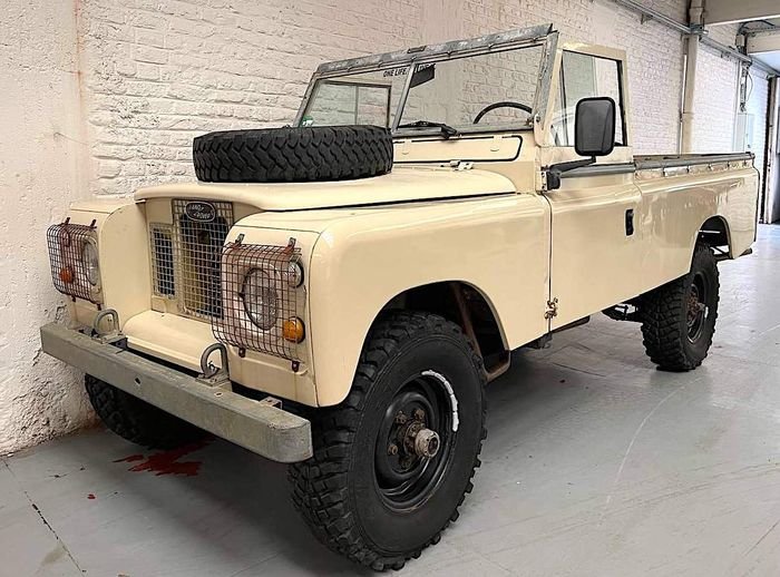 1971 Land Rover Series 1 - 3 | Classic Driver Market