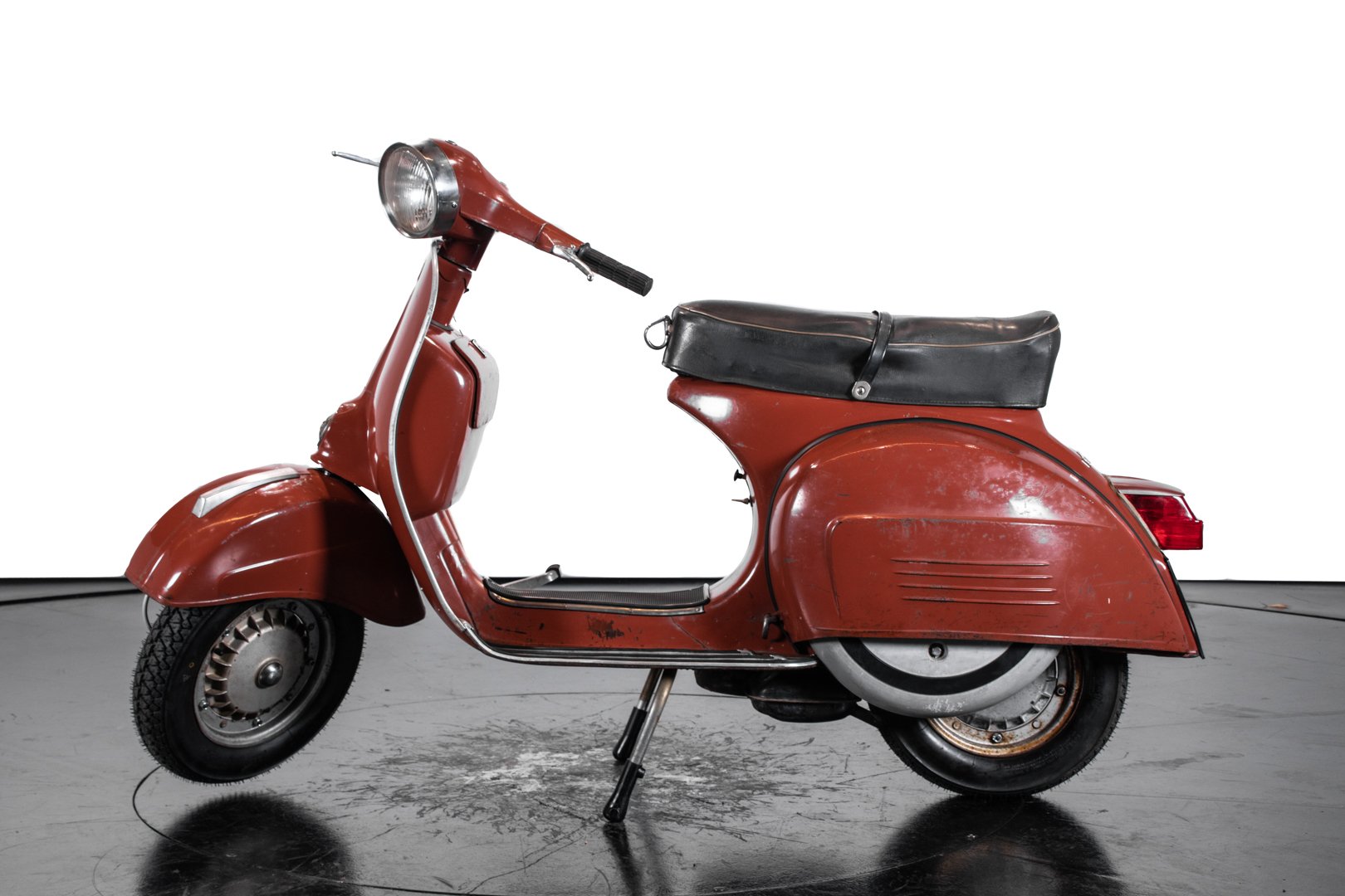 Vespa 125s 50th