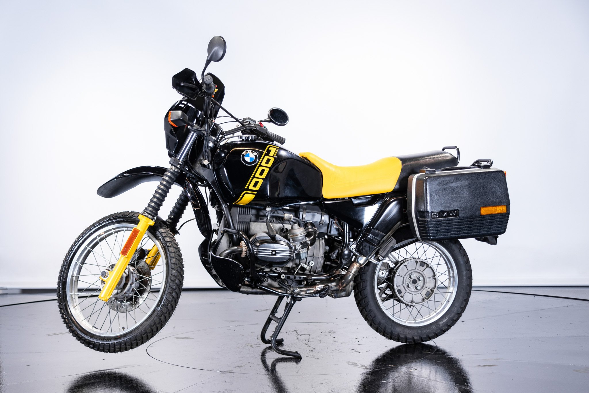 1988 BMW Motorcycles R100GS | Classic Driver Market