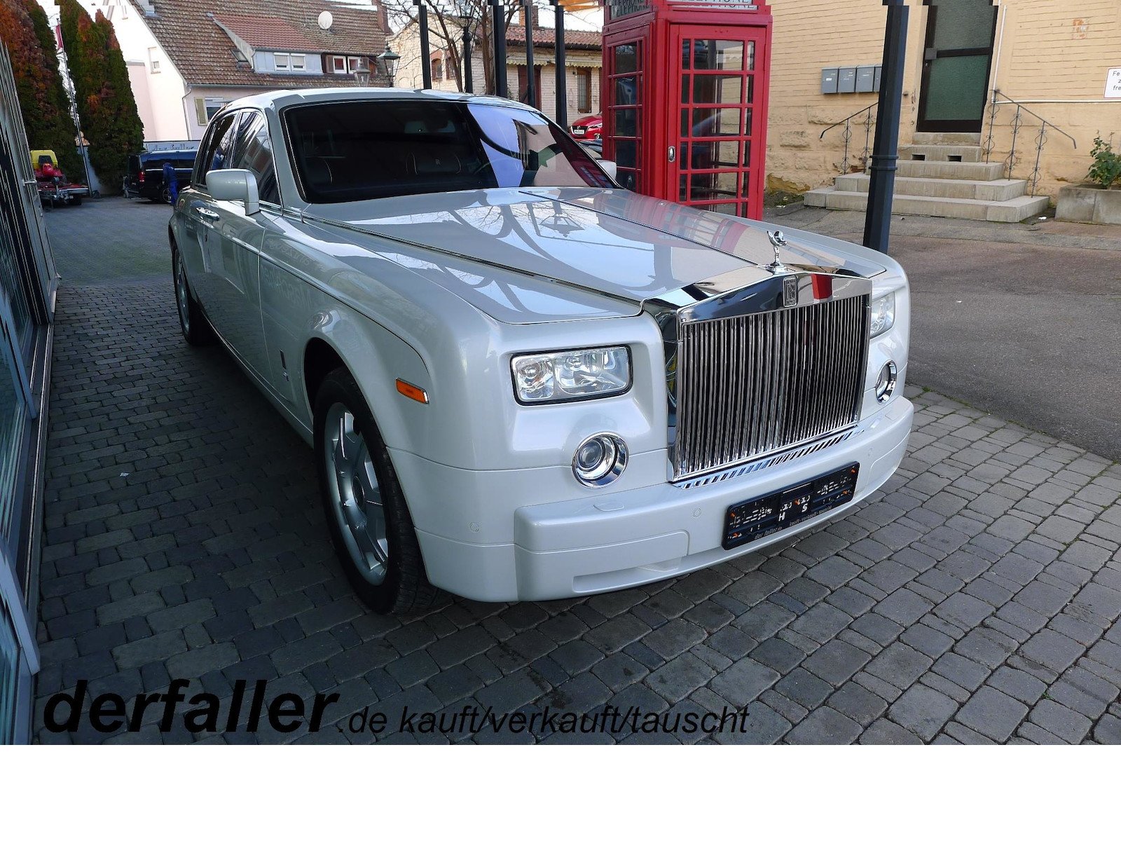 2007 Rolls-Royce Phantom VII - Limousine 10.000 km mit neuem