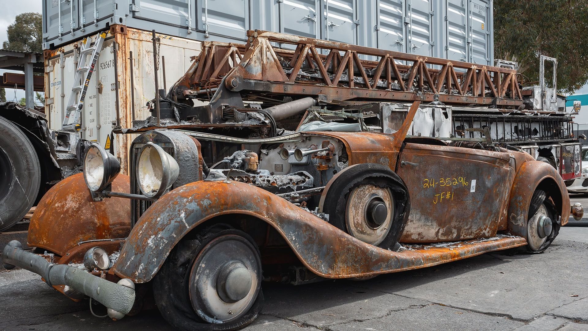 Amazon.com: 1934 Hispano Suiza J12 (Top Up) RHD by