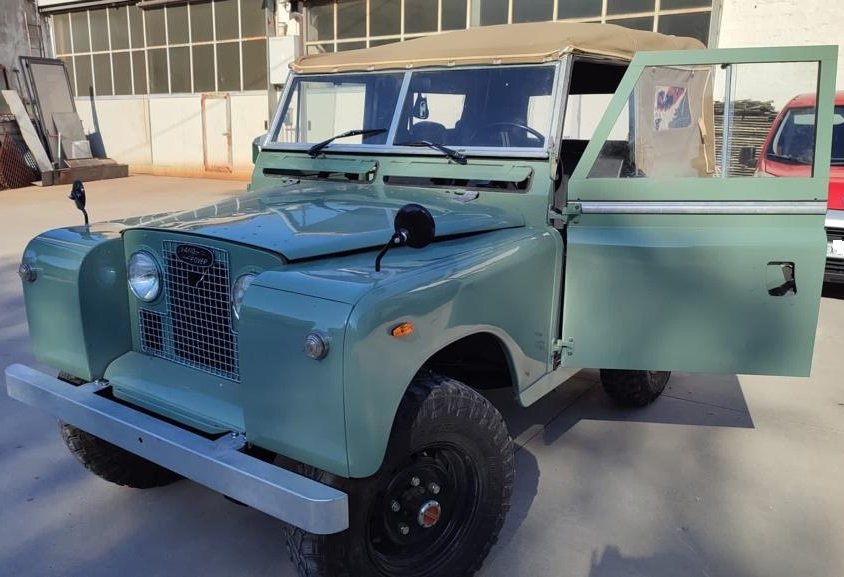 1975 Land Rover Series 1 - 3 - Land Rover Defender serie 2 - 7 places ...