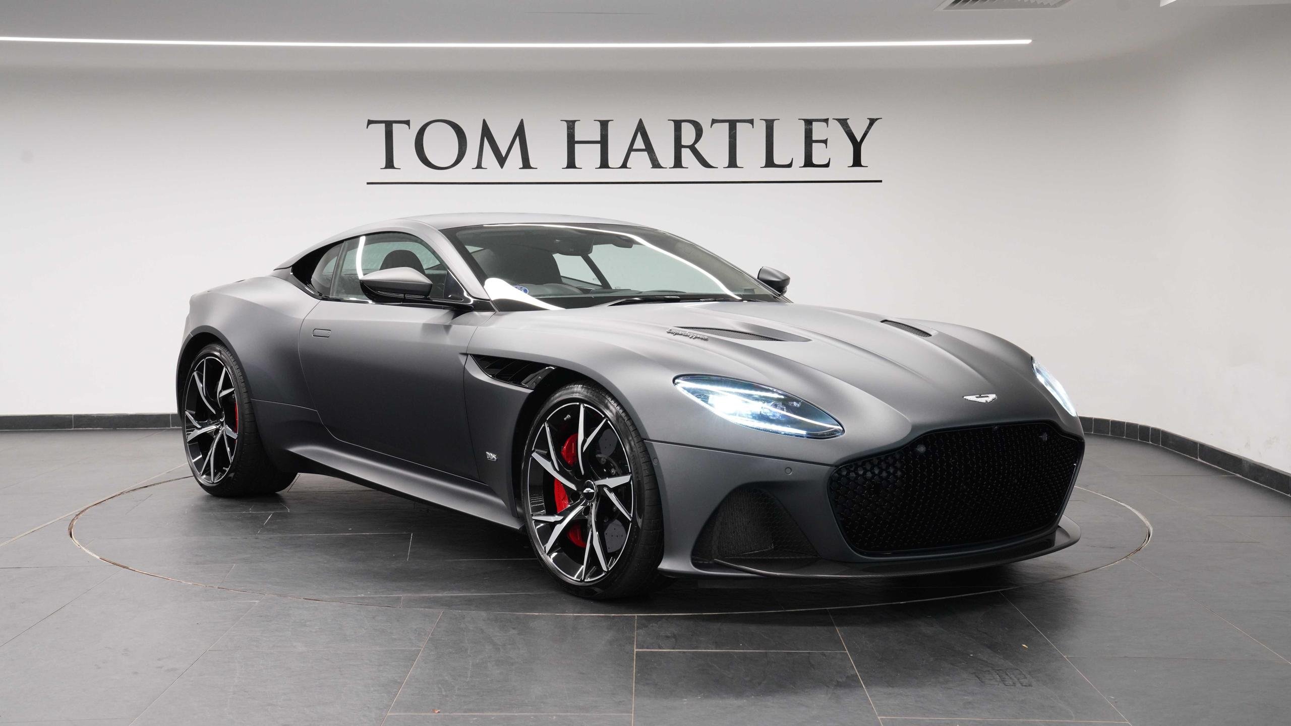 2019-aston-martin-dbs-v12-classic-driver-market