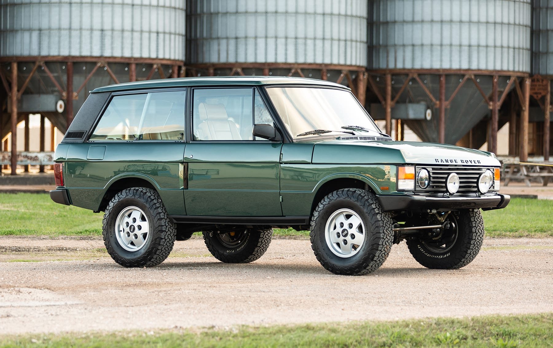 Land Rover Range Rover 90s 1991 Land Rover Range Rover | Classic Driver Market