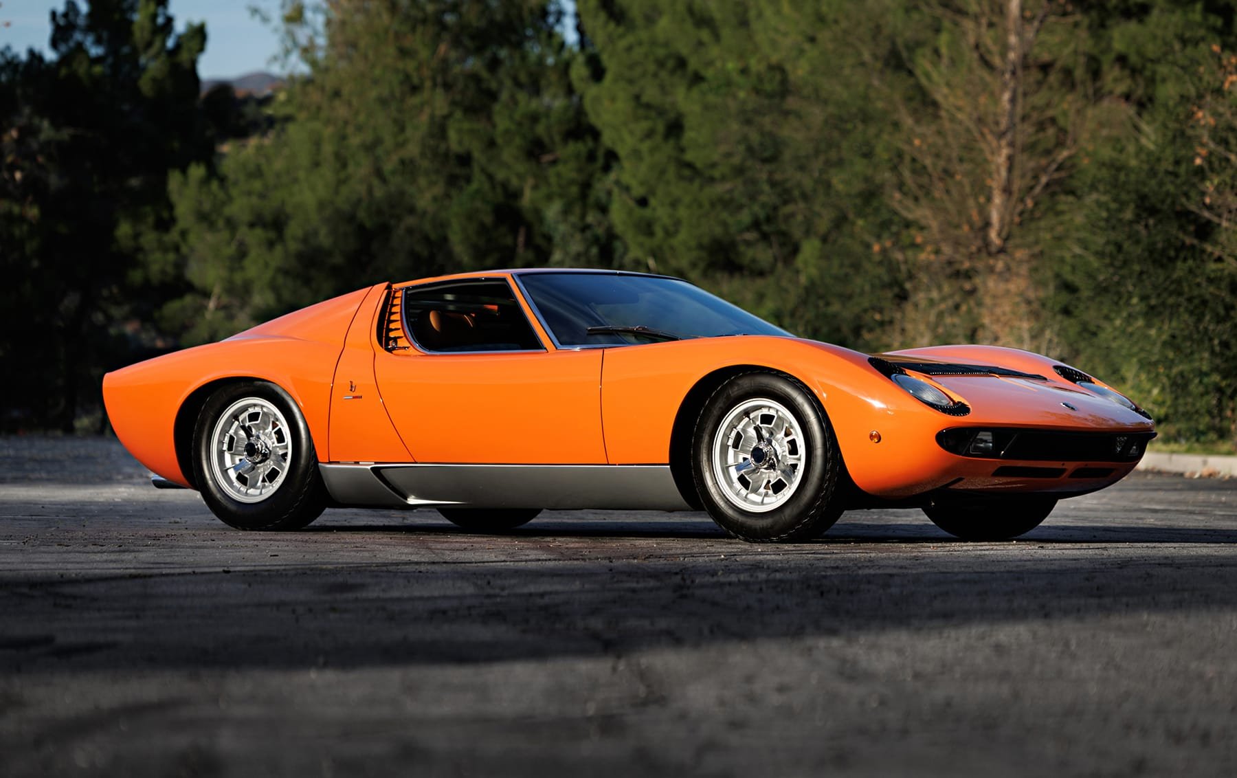 1969 Lamborghini Miura | Classic Driver Market