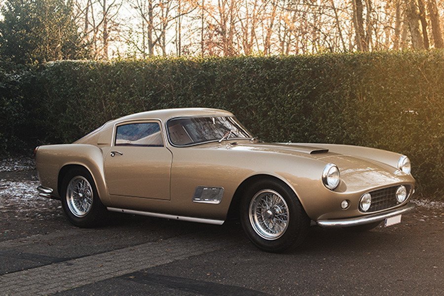 https://www.classicdriver.com/sites/default/files/users/33176/cars_images/feed_286146/1b1bcce2b0b9061e113f740ee6d9b473.jpeg