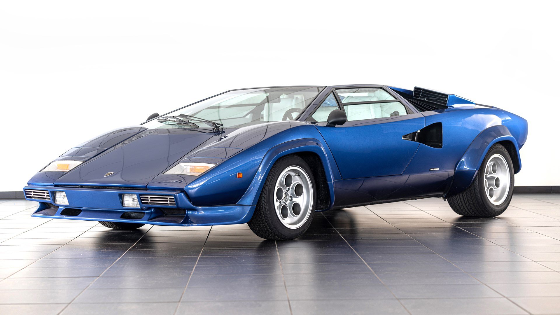 1978 Lamborghini Countach - LP400 S | Classic Driver Market