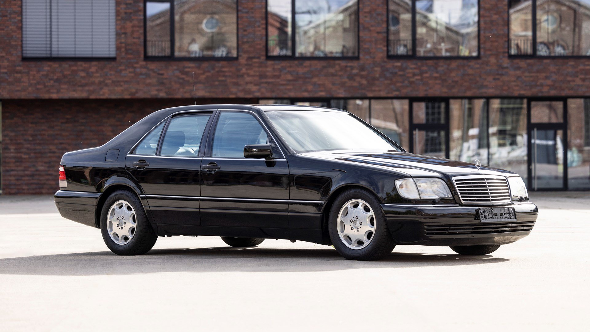1995 Mercedes-Benz S-Class - S 320 | Classic Driver Market