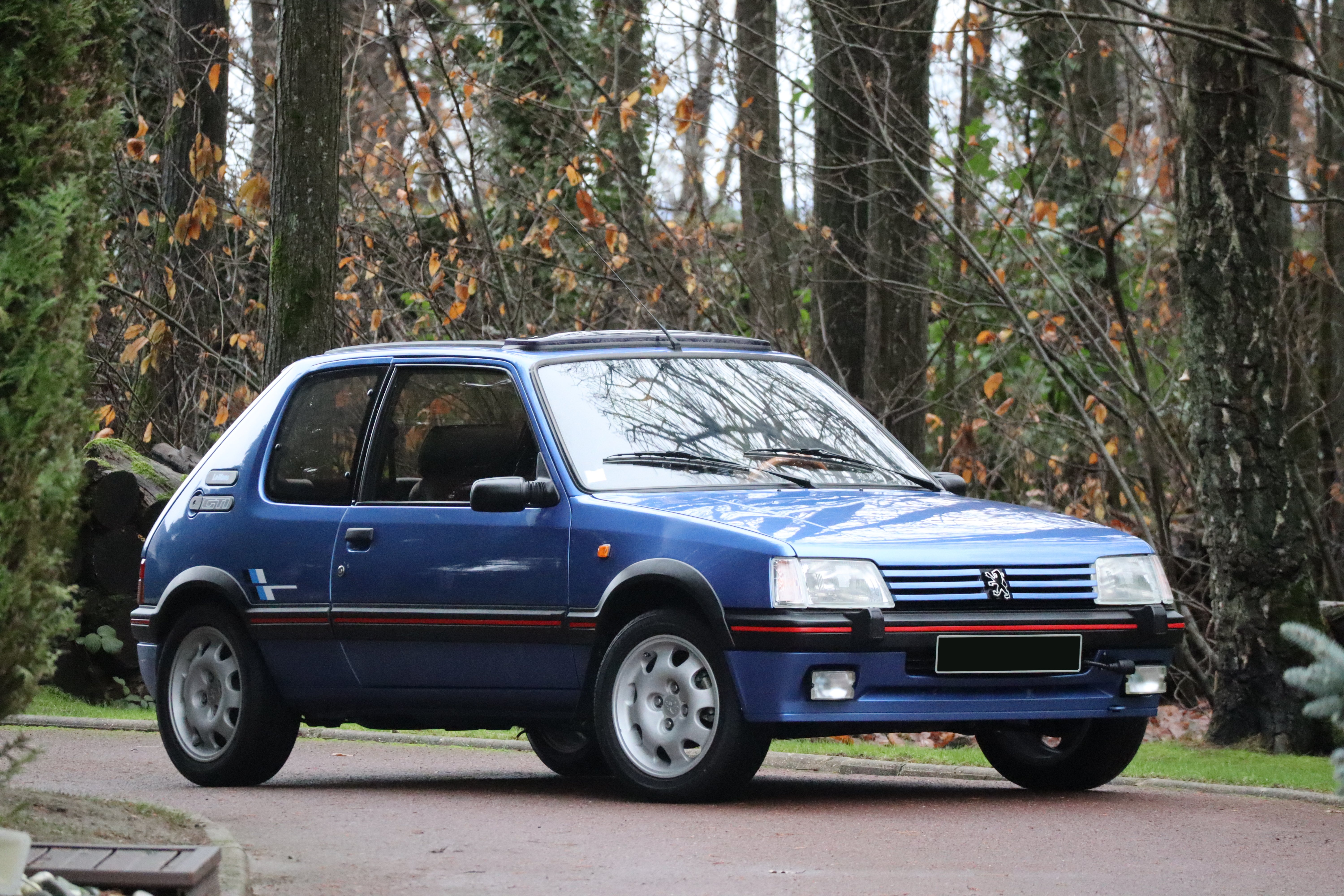 Peugeot 205 2025 mud flaps
