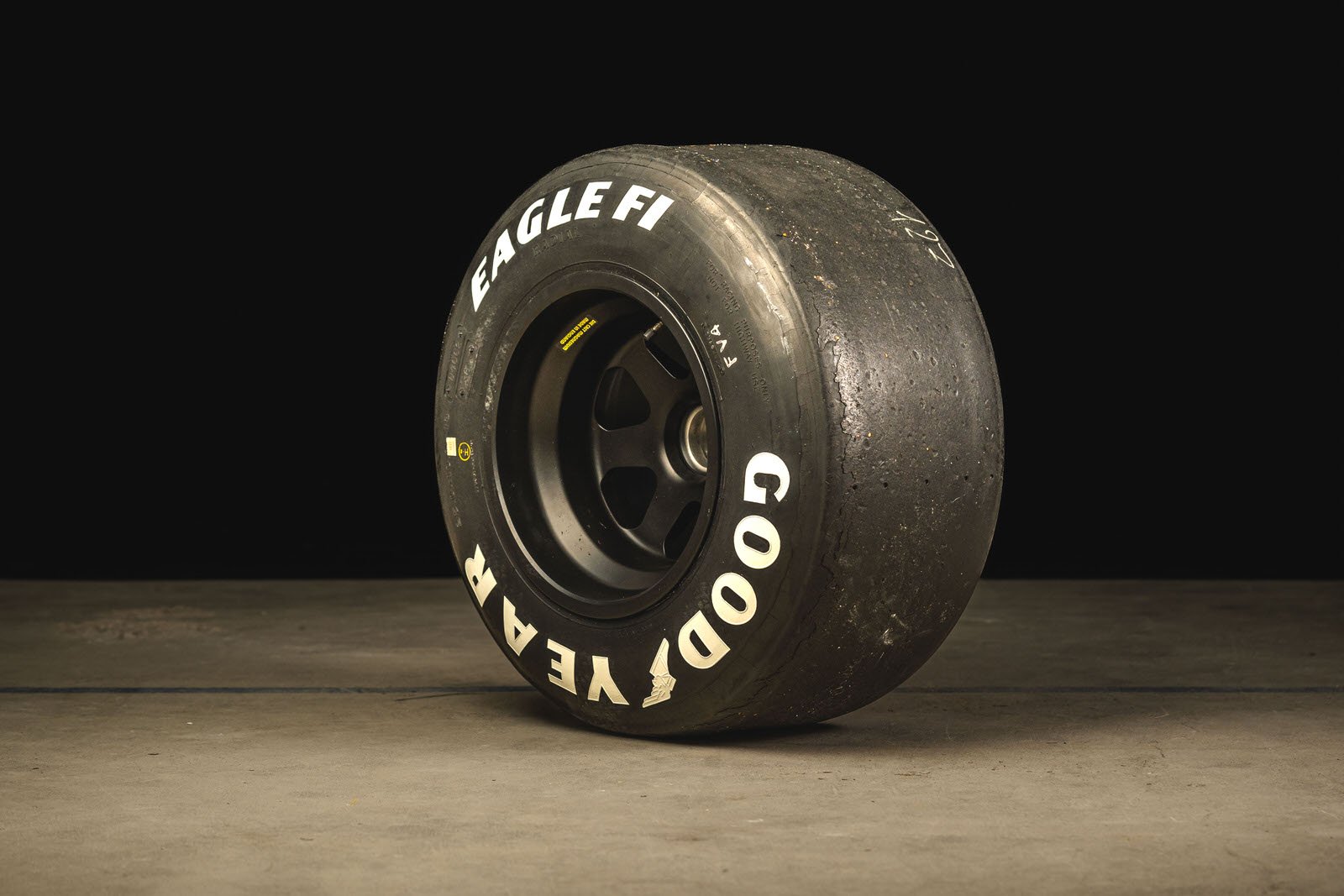Mclaren Mp4/4 Wheel And Tyre | Classic Driver Market