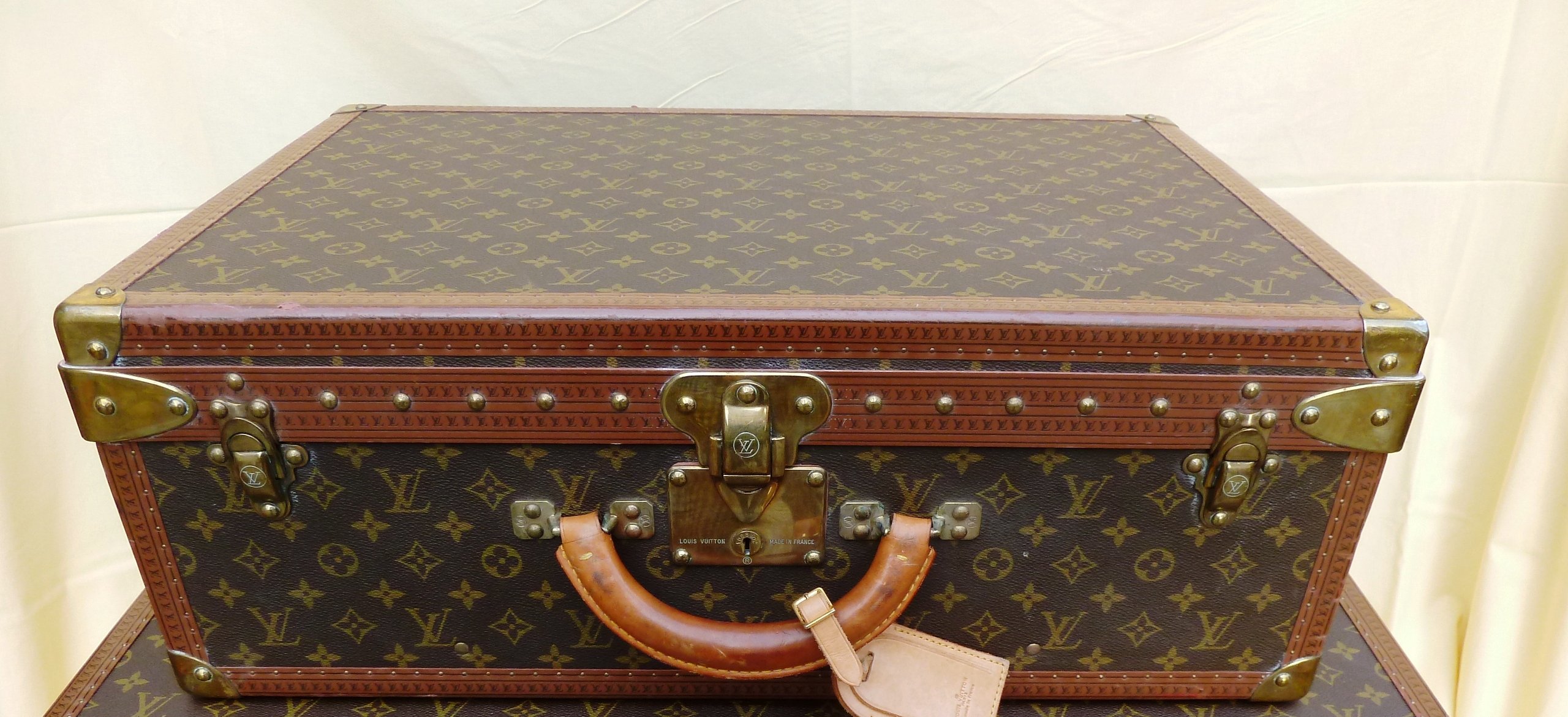 Sold at Auction: Louis VUITTON. Koffer, Valise, Vintage, LOUIS