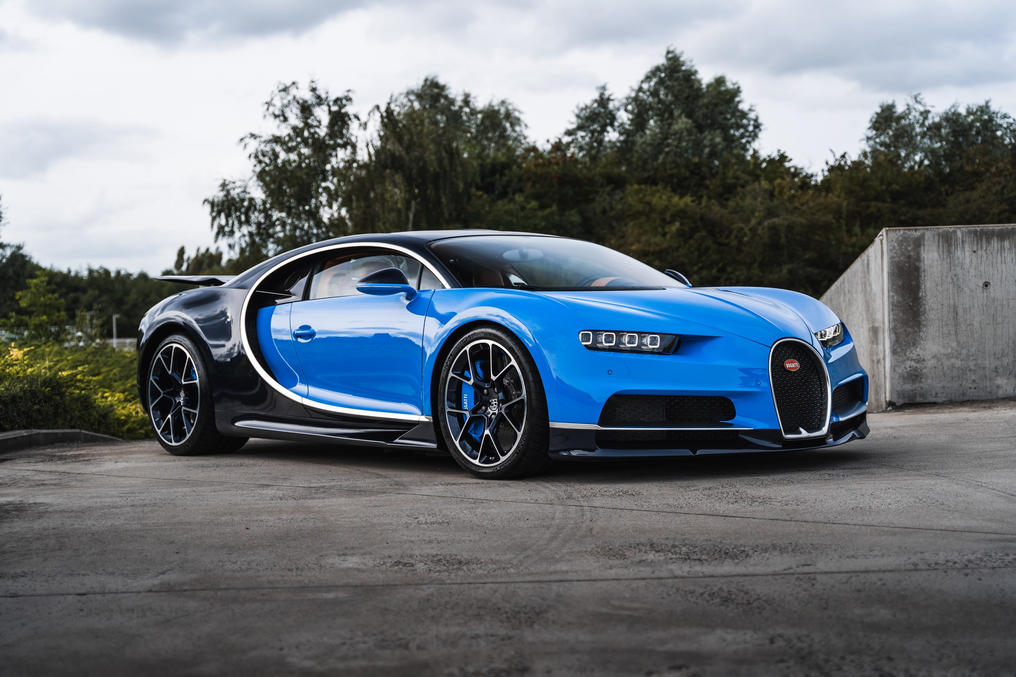 2017 Bugatti Chiron - Blue Carbon