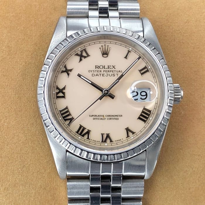 Rolex - Datejust Ivory Dial - 16220 